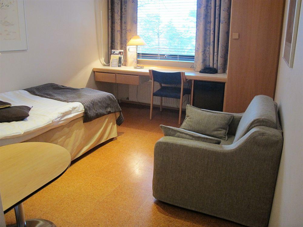 Majvik Congress Hotel Киркконумми Экстерьер фото